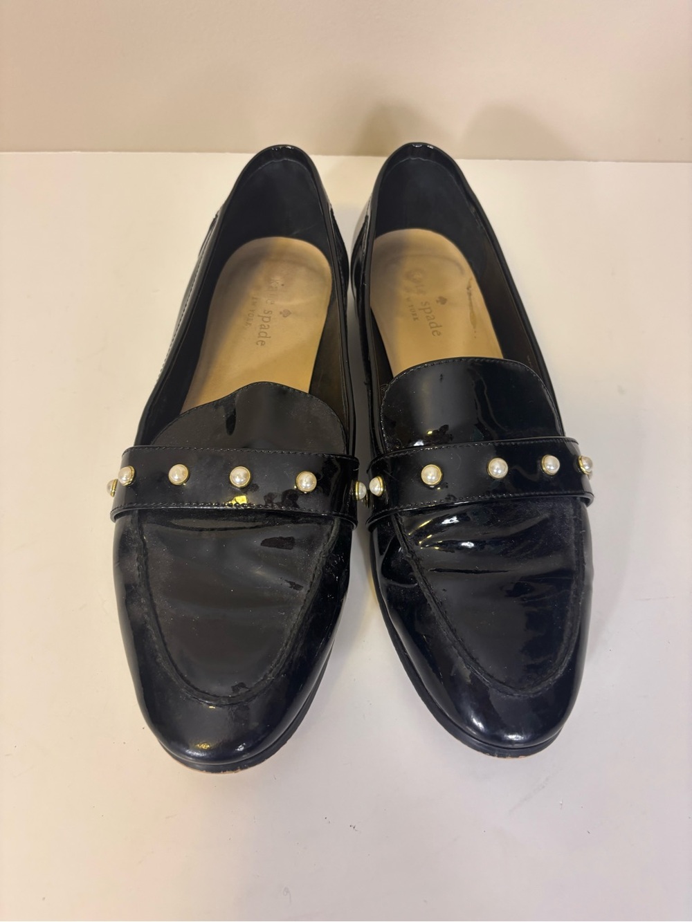 Kate Spade Black Patent Leather Pearl-Accent Women's Loafers 8.5 - Picture 4 of 9